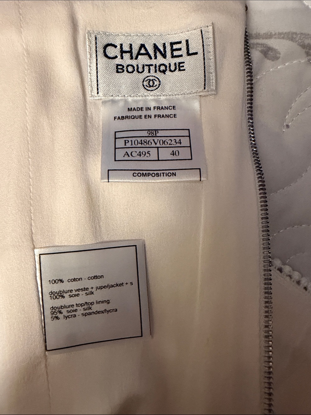 CHANEL Cream Zip-Front Boutique Jacket